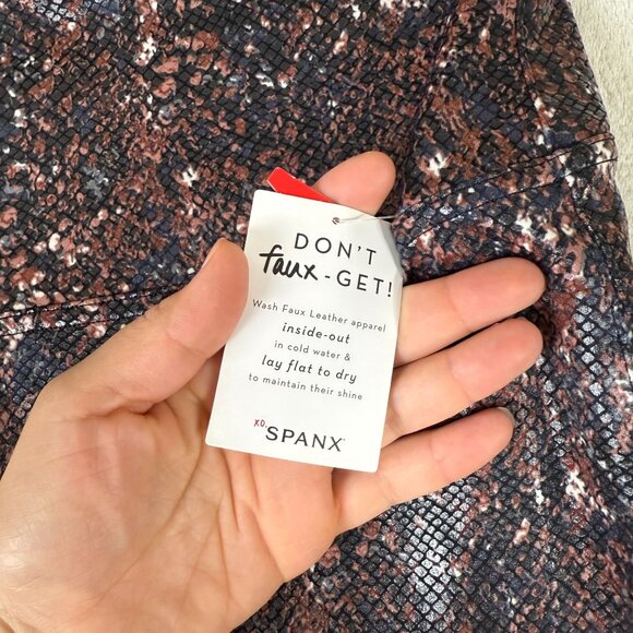 Spanx Faux Leather Snake Moha‎ Shine Leggings NEW NWT Size Large - Picture 5 of 11
